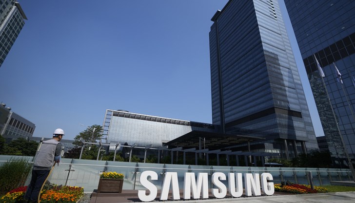 Южнокорейските гиганти подготвят завръщане на руския пазар Южнокорейските гиганти подготвят завръщане на руския пазар