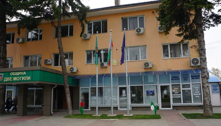 Четирима кандидати се борят за кметския пост на утрешните частични избори Четирима кандидати се борят за кметския пост на утрешните частични избори