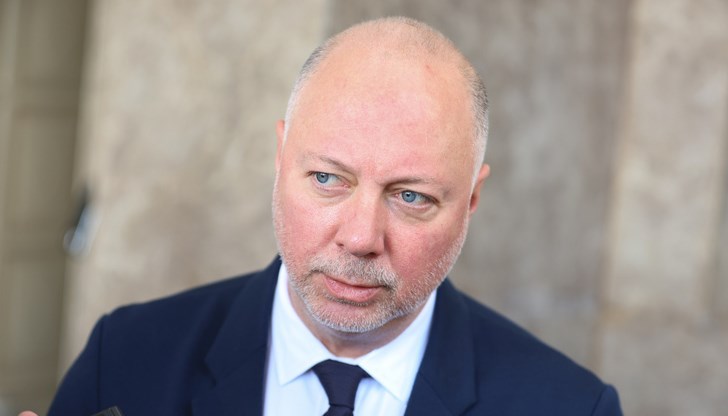 България е сред поканените държави в Елисейския дворец България е сред поканените държави в Елисейския дворец