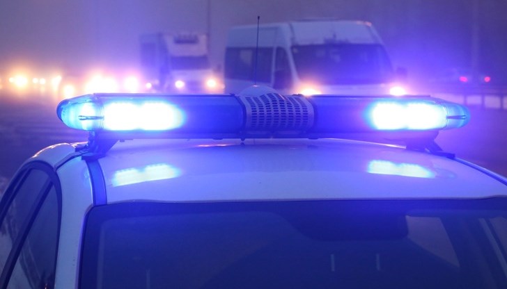 Трафикът се осъществява само в изпреварващата лента в посока Бургас Трафикът се осъществява само в изпреварващата лента в посока Бургас