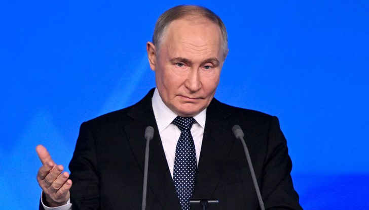 Руският лидер продължава да оспорва легитимността на Зеленски Руският лидер продължава да оспорва легитимността на Зеленски