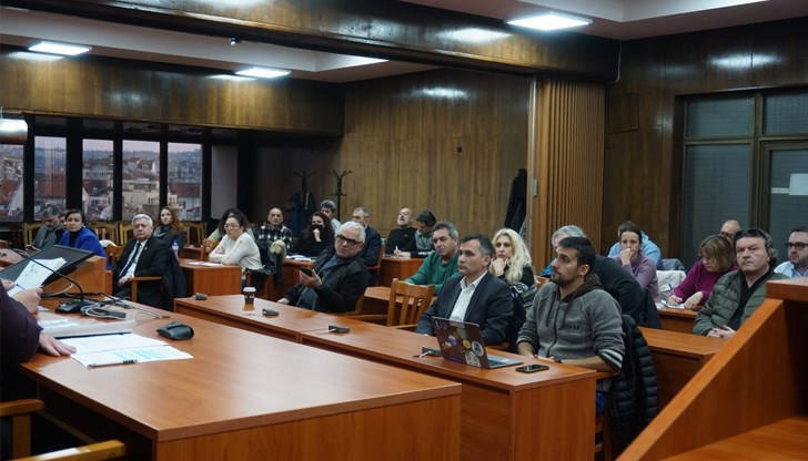 На масата са поканени представители на РИОСВ, РДНСК и четири големи предприятия На масата са поканени представители на РИОСВ, РДНСК и четири големи предприятия
