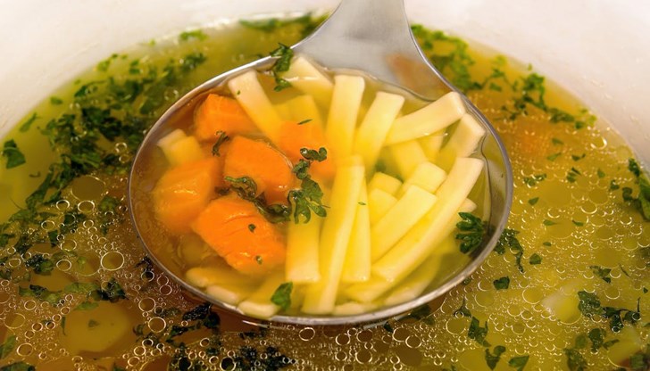 Супата на баба е по-ефективна от някои лекарства при настинки Супата на баба е по-ефективна от някои лекарства при настинки