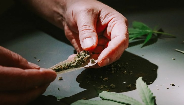 Мъжът обяснил на полицаите, че дрогата била за лична употреба Мъжът обяснил на полицаите, че дрогата била за лична употреба