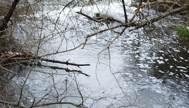 Сигнализирана е екоинспекцията в Шумен за вероятен източник на замърсяването Сигнализирана е екоинспекцията в Шумен за вероятен източник на замърсяването