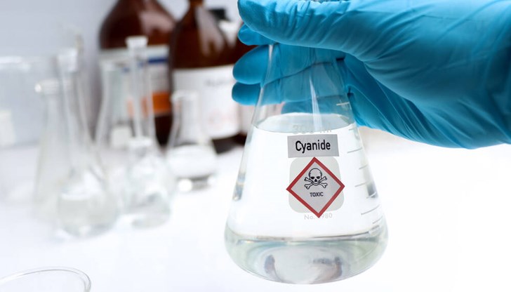 Взривове и изтичане на гориво след инцидента в Северно море Взривове и изтичане на гориво след инцидента в Северно море