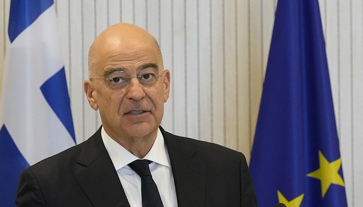 Никос Дендиас обяви мащабна реформа във въоръжените сили Никос Дендиас обяви мащабна реформа във въоръжените сили