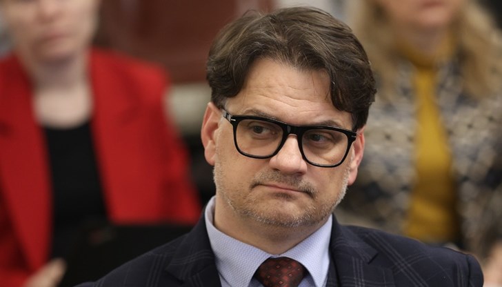 Културният министър увери, че ще бъдат похарчени само 5 милиона лева за събитието Културният министър увери, че ще бъдат похарчени само 5 милиона лева за събитието