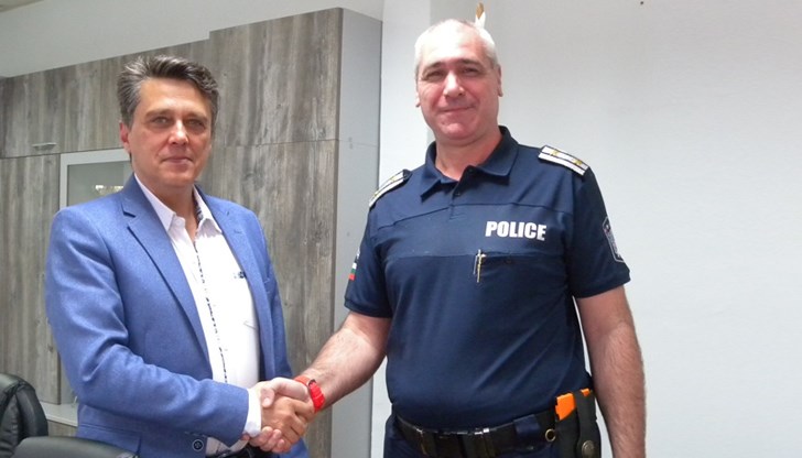 Новият началник е с богат опит в различни полицейски структури Новият началник е с богат опит в различни полицейски структури