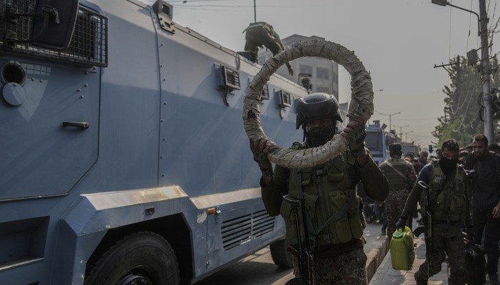 Въоръжени нападатели откриха огън в популярен туристически район Въоръжени нападатели откриха огън в популярен туристически район