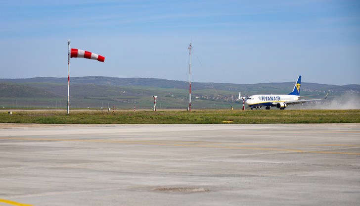 Граждани настояват и за преразглеждане на концесията на Летището Граждани настояват и за преразглеждане на концесията на Летището