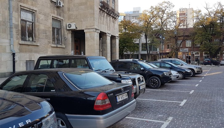 ГЕРБ искат освобождаване от такси за паркиране на съда и прокуратурата ГЕРБ искат освобождаване от такси за паркиране на съда и прокуратурата