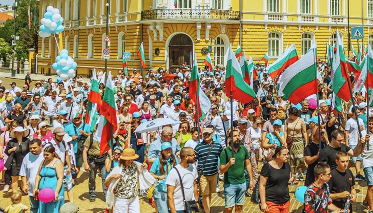 Организаторите призовават за масово участие в защита на традиционните ценности Организаторите призовават за масово участие в защита на традиционните ценности