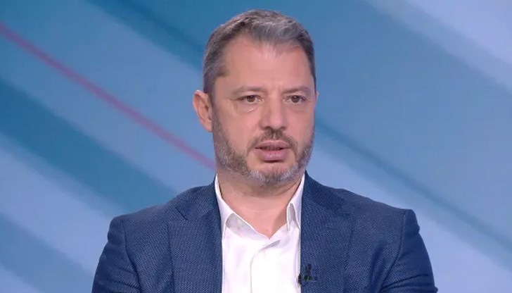 Договорът с „Боташ" струва милиони, а „Булгаргаз" е пред фалит, твърди Делян Добрев Договорът с „Боташ" струва милиони, а „Булгаргаз" е пред фалит, твърди Делян Добрев