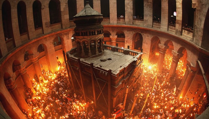 Феноменът продължава да предизвиква както дълбока вяра, така и сериозен скептицизъм Феноменът продължава да предизвиква както дълбока вяра, така и сериозен скептицизъм