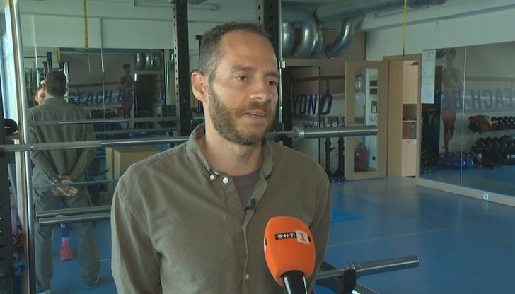 Специалистите съветват да отидете на фитнес преди празничния обяд или вечеря Специалистите съветват да отидете на фитнес преди празничния обяд или вечеря