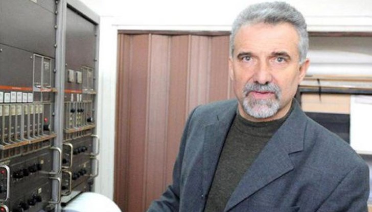 Проф. Емил Ботев: Няма опасност от силни земетресения у нас въпреки труса в Истанбул Проф. Емил Ботев: Няма опасност от силни земетресения у нас въпреки труса в Истанбул