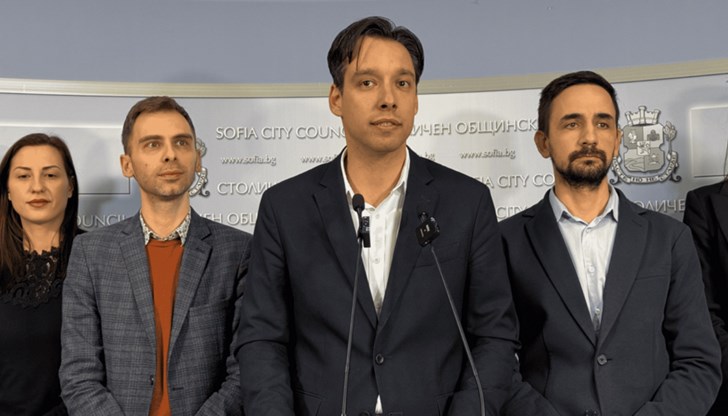 Борис Бонев обяви оставката на заместник-кмета Илиян Павлов Борис Бонев обяви оставката на заместник-кмета Илиян Павлов