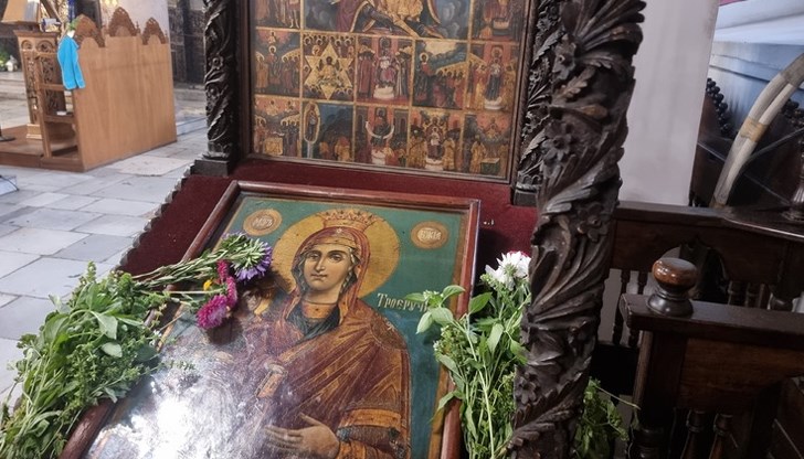 Древна легенда разказва за изцеление на слепец и императорско пророчество Древна легенда разказва за изцеление на слепец и императорско пророчество