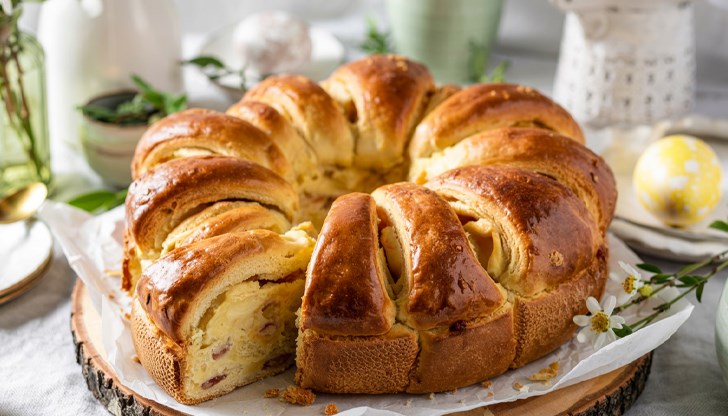 Проверена рецепта гарантира мек и ароматен десерт, който се разделя на въздушни слоеве - ключът е в правилното втасване и температура на печене Проверена рецепта гарантира мек и ароматен десерт, който се разделя на въздушни слоеве - ключът е в правилното втасване и температура на печене