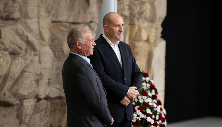 Радев и кралят на Йордания домакинстват на форум за сигурност в София Радев и кралят на Йордания домакинстват на форум за сигурност в София