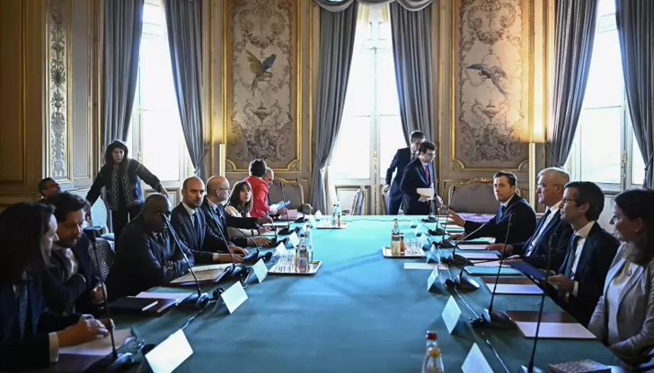 Преговорите в Елисейския дворец Преговорите в Елисейския дворец