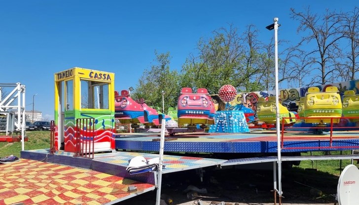 Двама души пострадаха, единият е с тежка черепно-мозъчна травма Двама души пострадаха, единият е с тежка черепно-мозъчна травма