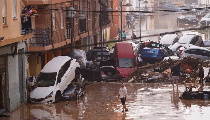 Климатичните контрасти рисуват мрачно бъдеще Климатичните контрасти рисуват мрачно бъдеще