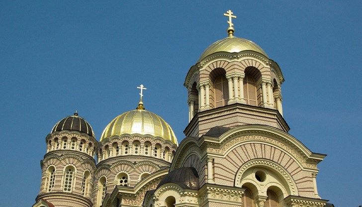 Църковните представители подкрепят инициативата, докато граждани и туристи се противопоставят на идеята Църковните представители подкрепят инициативата, докато граждани и туристи се противопоставят на идеята