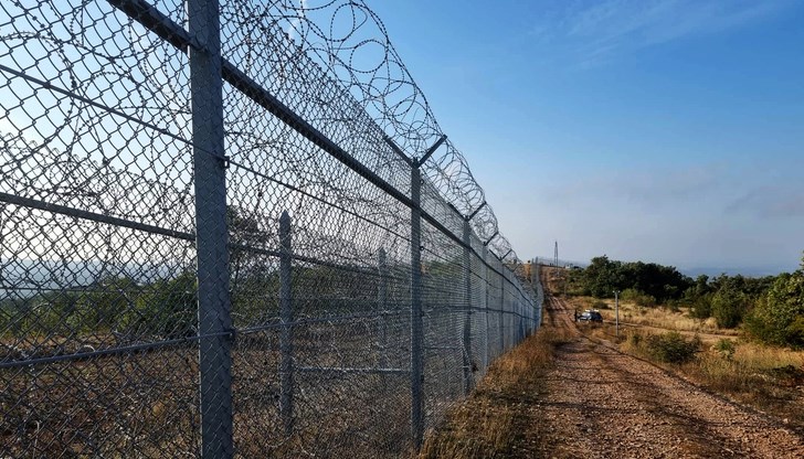 Куриер на ало измамници се оказа граничен служител от Свиленград Куриер на ало измамници се оказа граничен служител от Свиленград