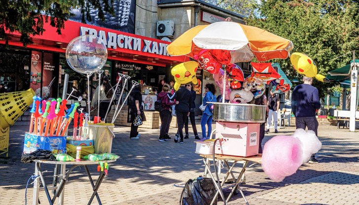 Някои видове козунаците чукнаха 30 лева Някои видове козунаците чукнаха 30 лева
