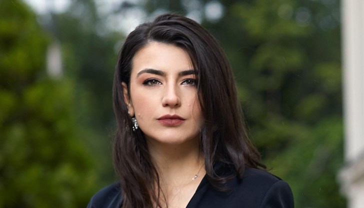 Депутатката от ПП - ДБ застава пред правосъдието за документно престъпление Депутатката от ПП - ДБ застава пред правосъдието за документно престъпление