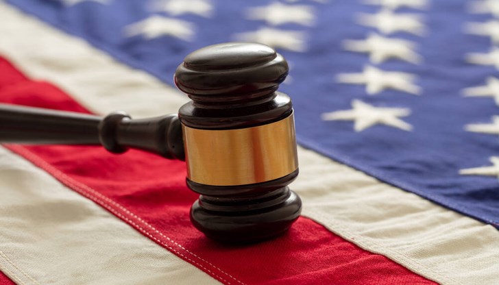 Удар върху имиграционната политика на президента Доналд Тръмп Удар върху имиграционната политика на президента Доналд Тръмп