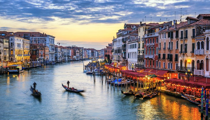 Еднодневните посетители вече трябва да заплащат до 10 евро и да разполагат с предварително изтеглен QR код на телефоните си Еднодневните посетители вече трябва да заплащат до 10 евро и да разполагат с предварително изтеглен QR код на телефоните си