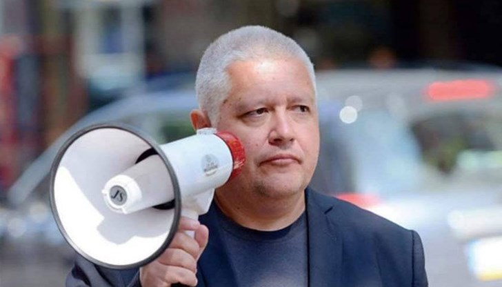 Журналистът организира протест за референдум за еврото Журналистът организира протест за референдум за еврото