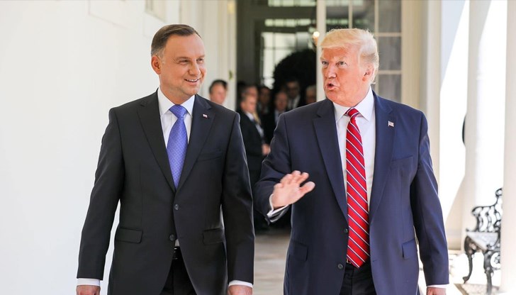 Президентът Дуда заяви, че страната му може да приеме и френски, и американски ядрени гаранции за сигурност Президентът Дуда заяви, че страната му може да приеме и френски, и американски ядрени гаранции за сигурност