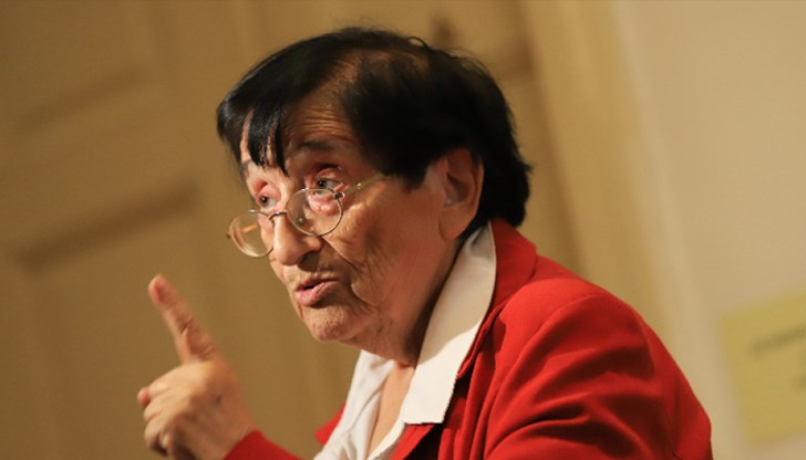 Необходими са дългосрочни мерки за справяне с огромния дефицит в пенсионната система Необходими са дългосрочни мерки за справяне с огромния дефицит в пенсионната система