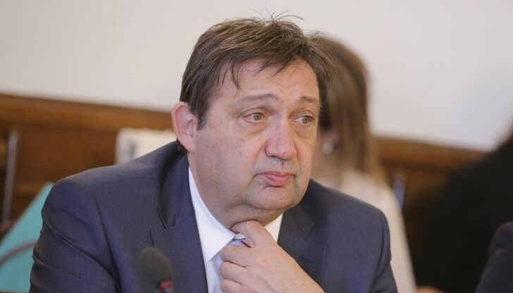 Служебното правителство е осигурило строителството на над 100 км магистрални участъци, докато сегашното бездейства Служебното правителство е осигурило строителството на над 100 км магистрални участъци, докато сегашното бездейства