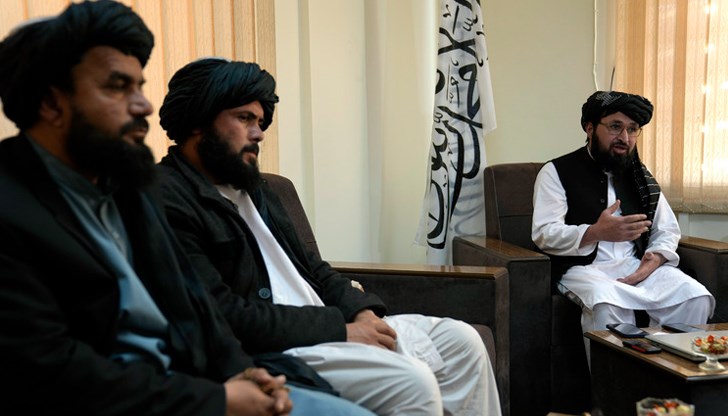 Афганистанските власти обещават скорошно решение на случая по ислямските закони Афганистанските власти обещават скорошно решение на случая по ислямските закони