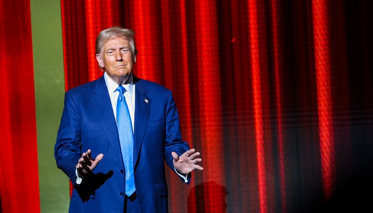 Президентът на САЩ допълни, че сделката включва "множество" инвеститори Президентът на САЩ допълни, че сделката включва "множество" инвеститори