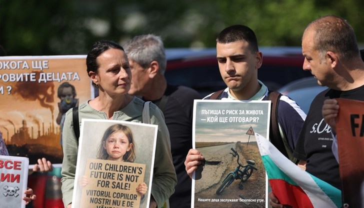 Единственото справедливо искане трябва да бъде построяването на магистралата до Велико Търново, коментира съпредседателят на Сдружение РОД Единственото справедливо искане трябва да бъде построяването на магистралата до Велико Търново, коментира съпредседателят на Сдружение РОД