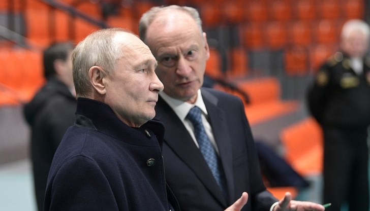 В разгара на украинската криза, Кремъл търси пътища за диалог със САЩ В разгара на украинската криза, Кремъл търси пътища за диалог със САЩ