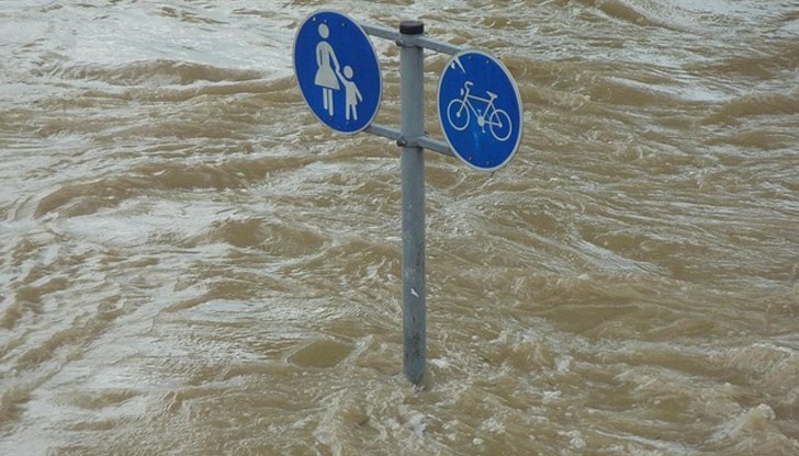 Десет души са жертвите на бурите в страната от началото на март Десет души са жертвите на бурите в страната от началото на март