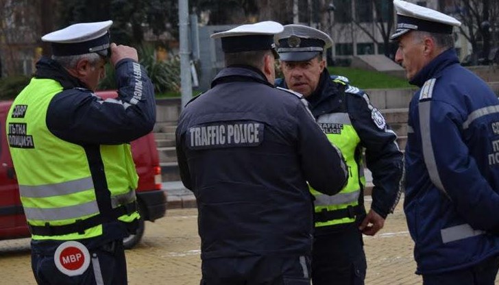 Български полицай взима 8 пъти по-малко от датски колега Български полицай взима 8 пъти по-малко от датски колега