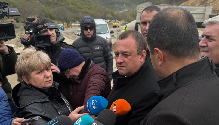 Инспекцията на министъра потвърди, че строителите спазват поетите ангажименти за изграждане на новото трасе Инспекцията на министъра потвърди, че строителите спазват поетите ангажименти за изграждане на новото трасе