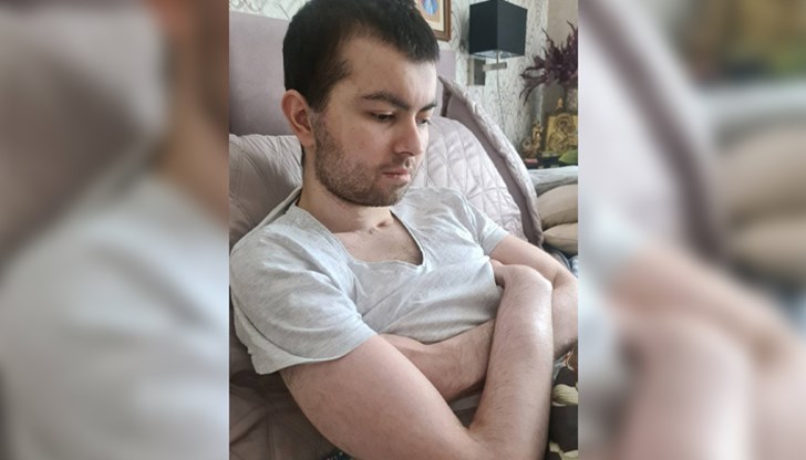 Иво Христов се нуждае от средства за операция в чужбина, която да отстрани тумор в гръбначния мозък Иво Христов се нуждае от средства за операция в чужбина, която да отстрани тумор в гръбначния мозък