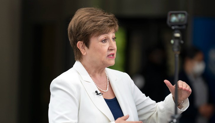 Светът на нисък растеж и висок дълг изисква незабавни структурни промени Светът на нисък растеж и висок дълг изисква незабавни структурни промени