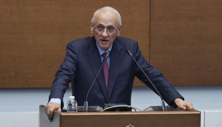 Министърът прехвърли отговорността към общината по въпроса с третирането на медицинските отпадъци Министърът прехвърли отговорността към общината по въпроса с третирането на медицинските отпадъци