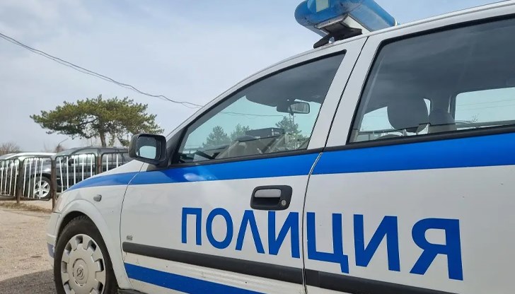 Сблъсъкът между три автомобила е станал в ранните часове на празничната събота, съобщават от Спешна помощ Сблъсъкът между три автомобила е станал в ранните часове на празничната събота, съобщават от Спешна помощ