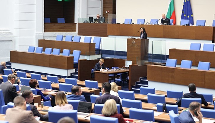 Запазва се тревожната тенденция над 90% от законите да бъдат изменяни и допълвани повече от веднъж годишно Запазва се тревожната тенденция над 90% от законите да бъдат изменяни и допълвани повече от веднъж годишно